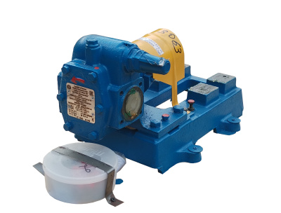 Насос НМШ 2-25-1,6/16  на раме, без двигателя, материал  чугун, температура до 70  гр.С